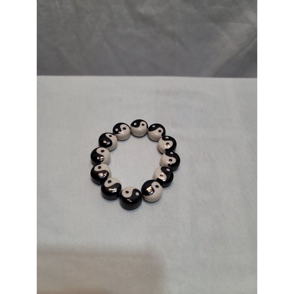 Glass Bead Black White Ying Yang Fashion Bracelet Handmade